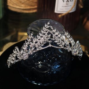 Luxurious Rhinestone-embellished Vintage-style Bridal Headpiece